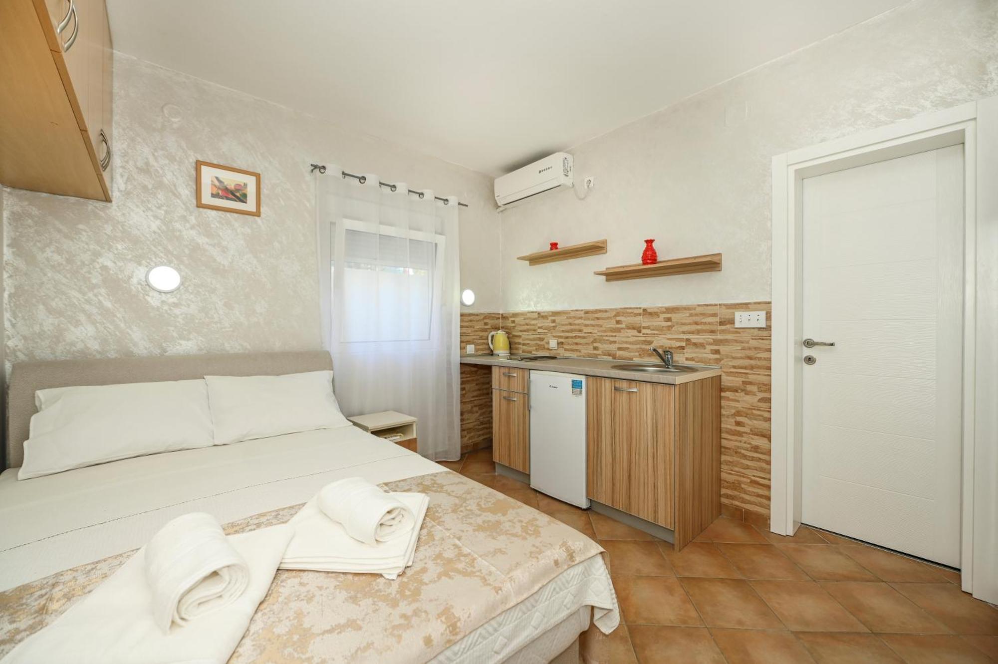 Villa Lux Rajovic Budva Exterior foto